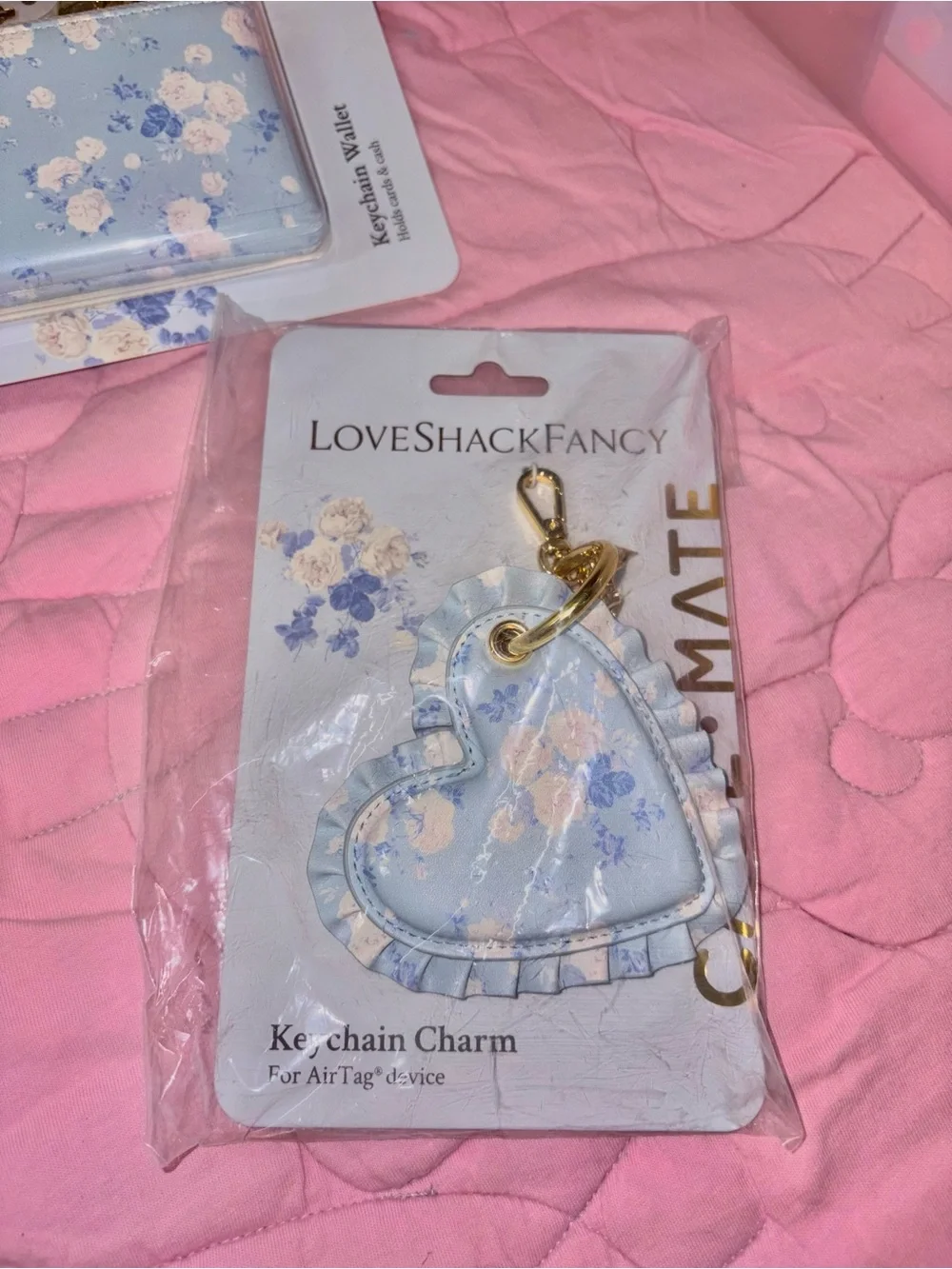 LoveShackFancy X Target- Case-Mate Everblooming Rosettes Heart AirTag Charm